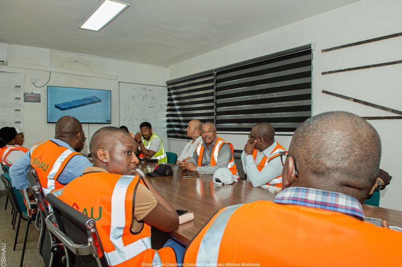 Visite du Comité d'Administration au Centre des Affaires Maritimes à Cotonou
